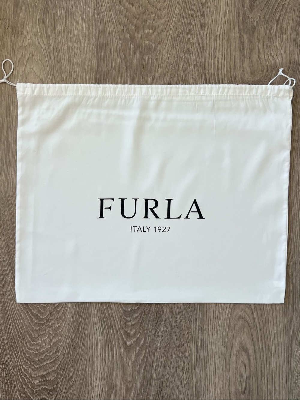 Furla dust bag (C722)